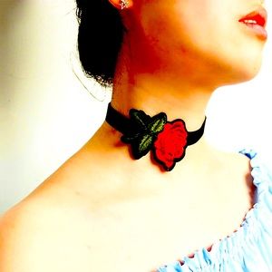 Charm Girls Embroidered Floral Rose Flower Chocker
